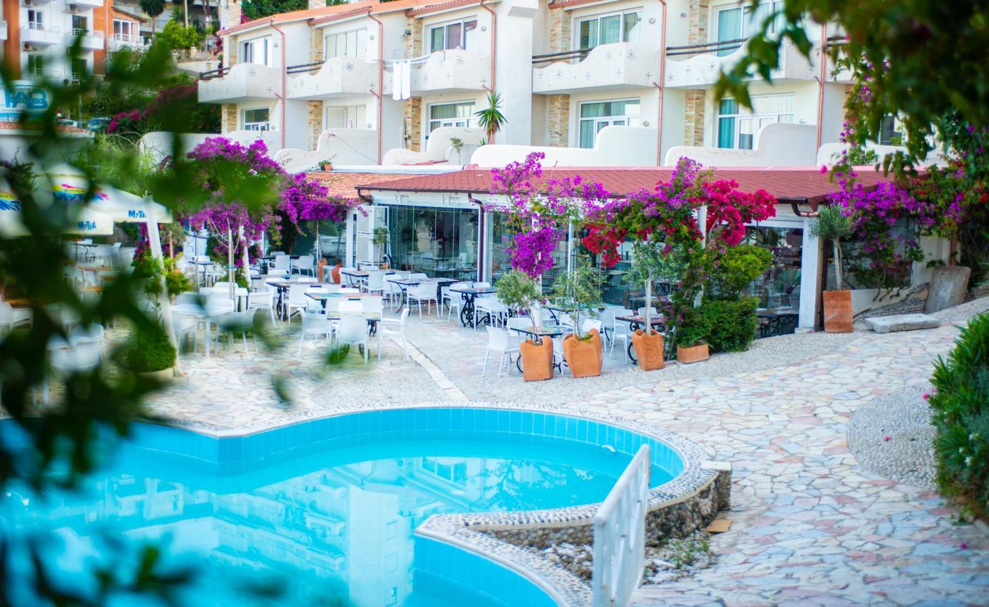 Bougainville Bay Apartments Sarandë Exteriér fotografie