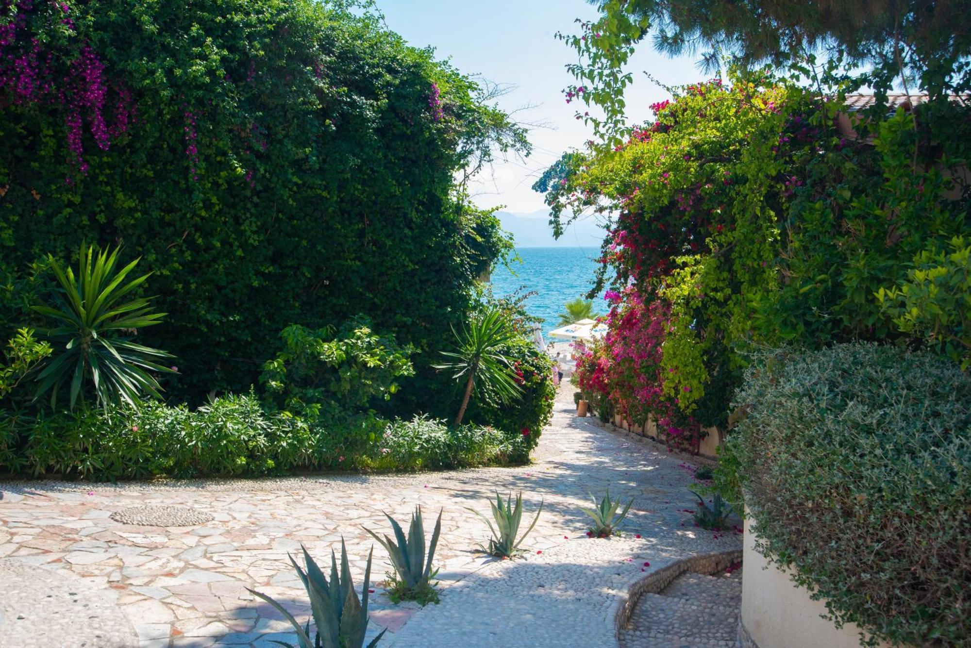 Bougainville Bay Apartments Sarandë Exteriér fotografie